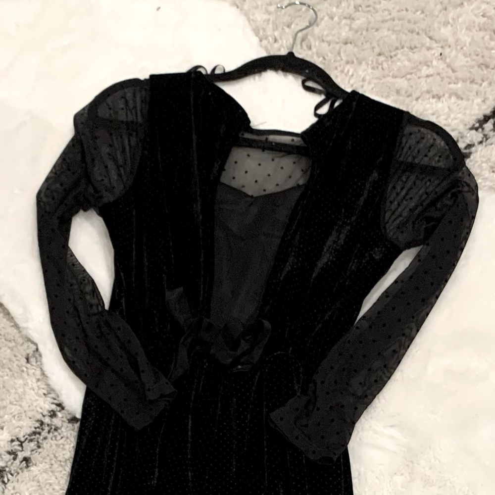 Black long sleeve jumper with open back